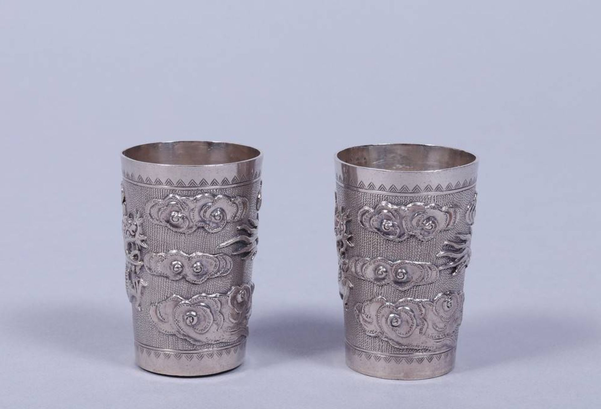 Paar Schnapsbecher, Silber, China, um 1900 - Image 5 of 9