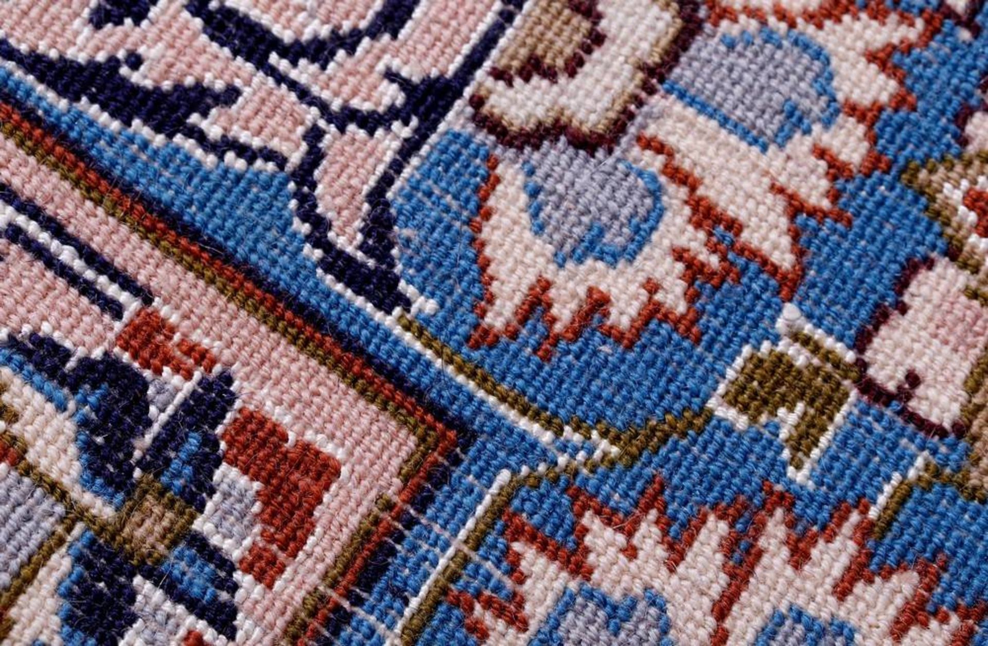 Teppich Isfahan, Seide auf Seide, 20.Jh. - Image 3 of 3