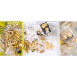 Gold plated jewellery etc (large quantity)