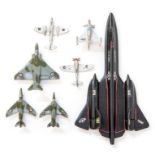 Dinky: A collection of assorted unboxed diecast planes to include Dinky examples: Javelin; Meteor;