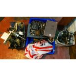 Mixed lot to include Kalee adaptor gear and mounting plates Please note: This Lot can only be viewed