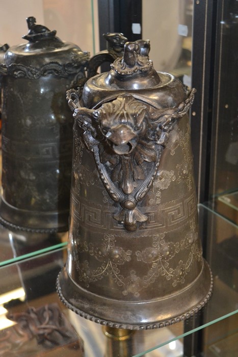 A late 19th Century American coffee pot in pewter, with an eagle spout design - Image 2 of 2