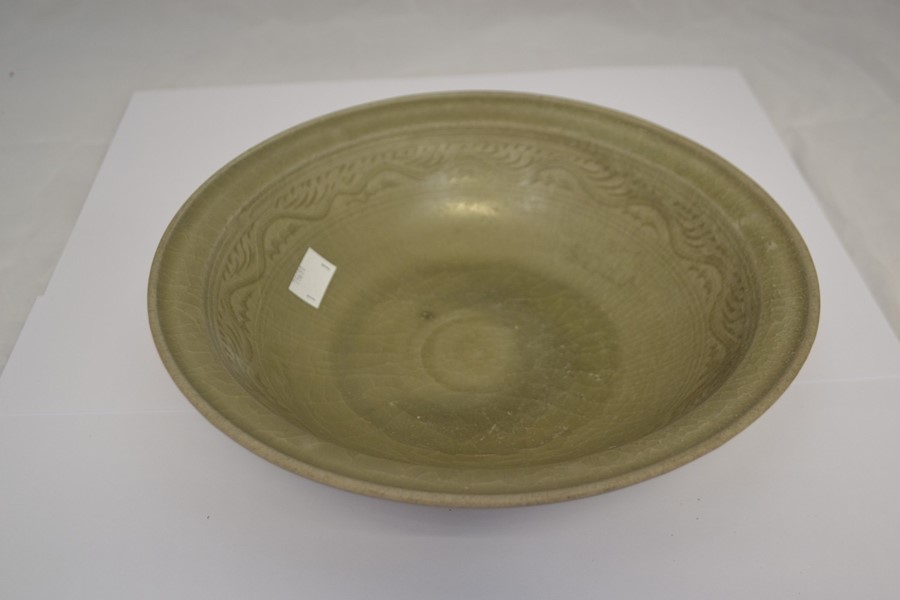 A Celadon Oriental glaze bowl, circa 15/16th Century Sawankhalok