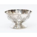 A hallmarked silver bowl, Sheffield 1899, Henry Stratford Ltd