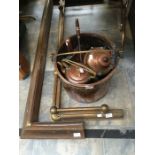 Assorted copper and brass, to include a fire extending fender, coal rod etc
