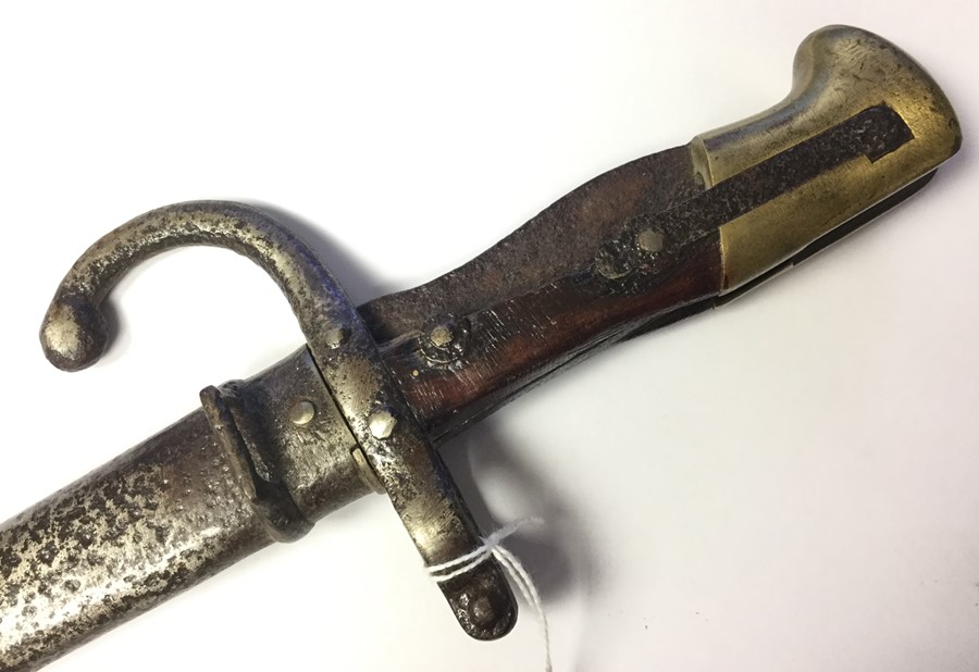 French Gras Bayonet with 52cm long single edged blade, maker marked and dated 1880. One wooden - Image 4 of 4
