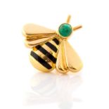 Cartier - A Cartier emerald, enamel and 18ct gold bee pin, set with a round cabochon emerald,