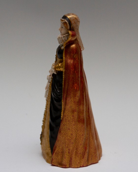 A Royal Worcester figurine of Mary Queen of Scots, after Janet Scott, No.2634. Date mark for 1916. - Image 2 of 4