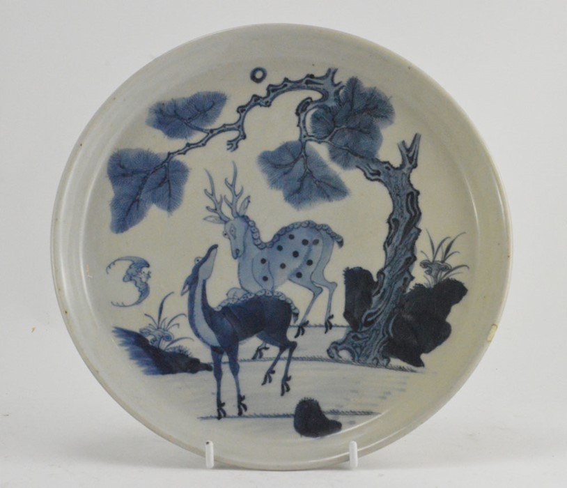 A group of Chinese export hand-painted and enamelled wares, circa 1750-1900. Comprising large - Image 6 of 16