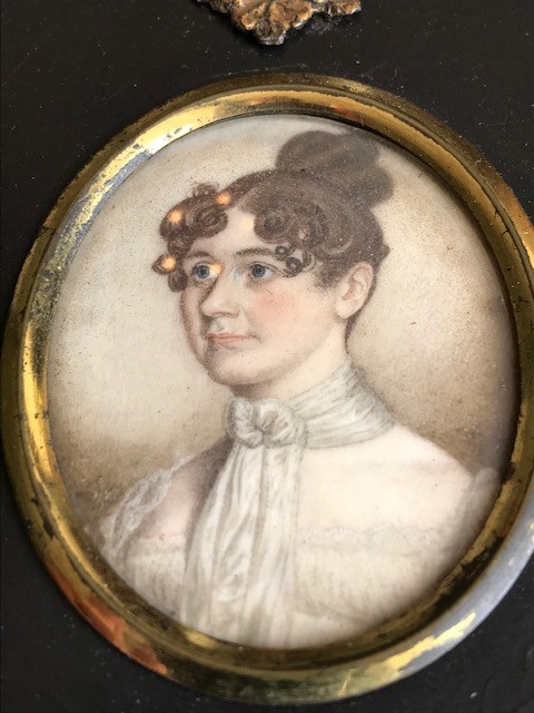 A near pair of mid 19th Century oval portrait miniatures on ivory, circa 1840, lady, bust length - Image 3 of 5