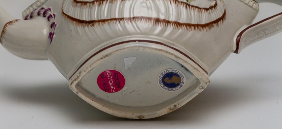 An extremely fine Lakin & Poole late eighteenth, early nineteenth century pearlware, prattware - Image 5 of 5