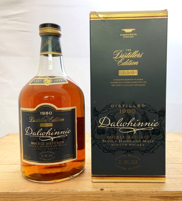 A boxed Bottle of Dalwhinnie Distillers Edition 1980. (Box signed by the Master Distiller).