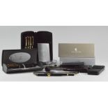 Pens, an assorted collection of pens, to include a Montblanc Meisterstuck propelling pen, a boxed