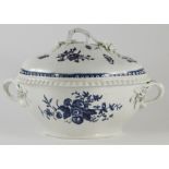An eighteenth century blue and white transfer printed Worcester porcelain soup tureen, circa 1770.