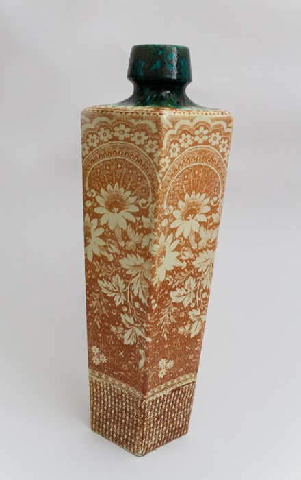 A Bretby art pottery one-off square-section tapered vase with patent lace-work decoration, No. 600. - Image 3 of 5