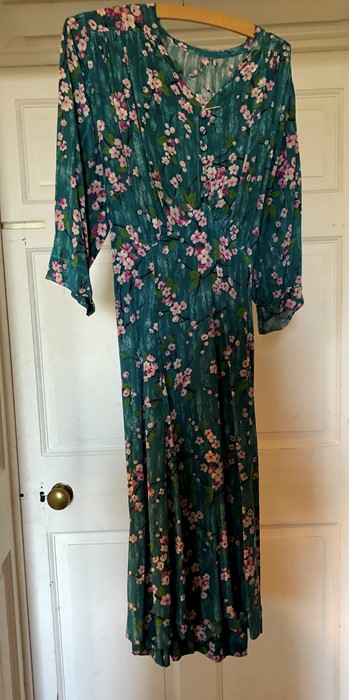 A collection of 1940's dresses, floral dresses (all bespoke); one green floral; one turquoise floral - Image 2 of 3