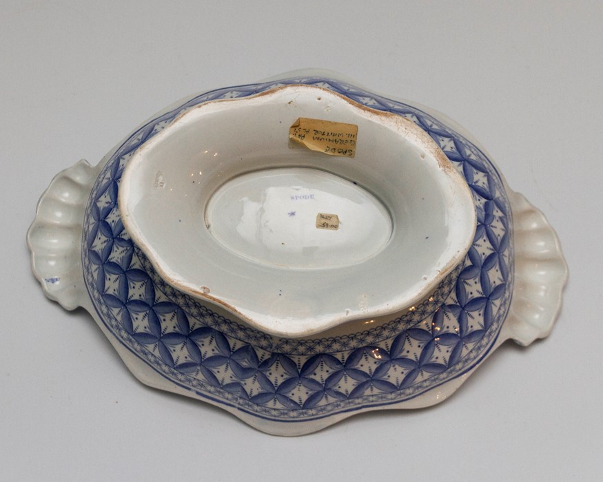 An early nineteenth century blue and white transfer printed Spode footed and handled large - Image 3 of 3