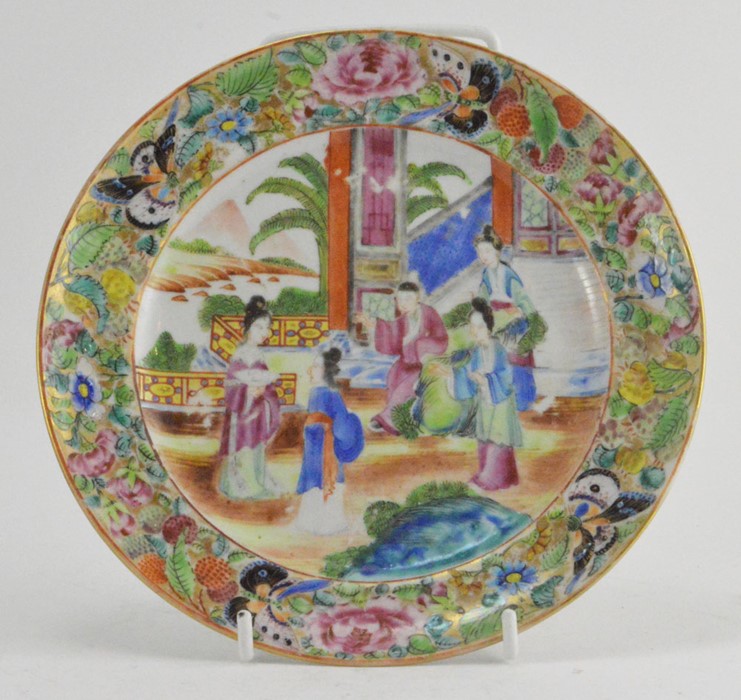 A group of Chinese export hand-painted and enamelled wares, circa 1750-1900. Comprising large - Image 8 of 16