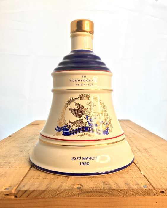 Two Bell's Old Scotch Whiskies, presentation decanters in original drum packaging, Princess - Image 2 of 2