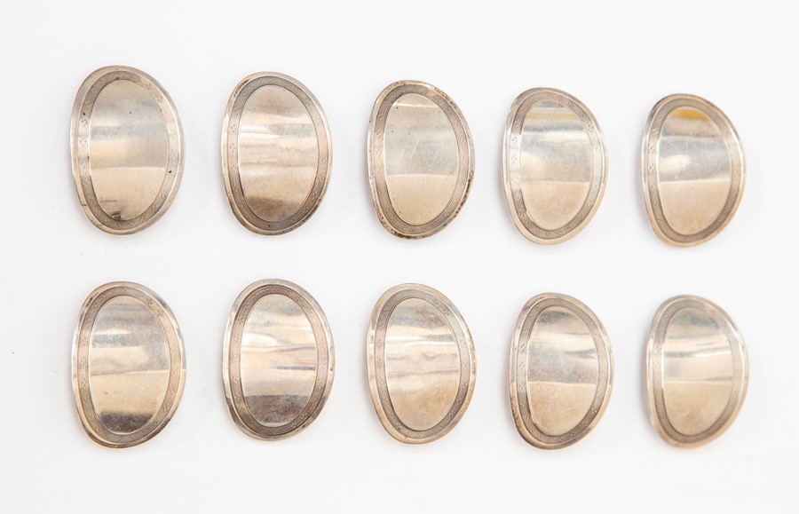 A set of ten Georgian style oval buckles, engraved with reeded border, London 1955, 2.47 ozt (10)