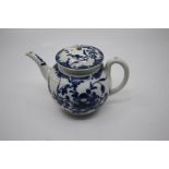 An 18th Century Worcester porcelain blue and white Mansfield pattern fluted teapot and cover,