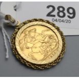 A sovereign in pendant mount, the sovereign dated 1911, in 9ct gold mount with ropetwist border, 9.9