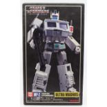 Transformers: A boxed, Transformers Master Piece, Cybertron, Ultra Magnus, MP-2, Made by Takara.