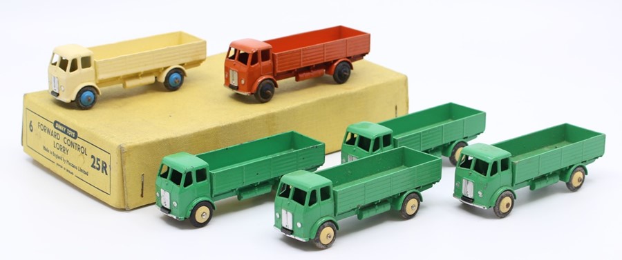 Dinky: A trade box, Dinky Toys, comprising six, 25R, Forward Control Lorry, four green body, one