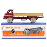 Dinky: A boxed, Dinky Supertoys, Big Bedford Lorry, 522, maroon and tan vehicle, slight paint chips,