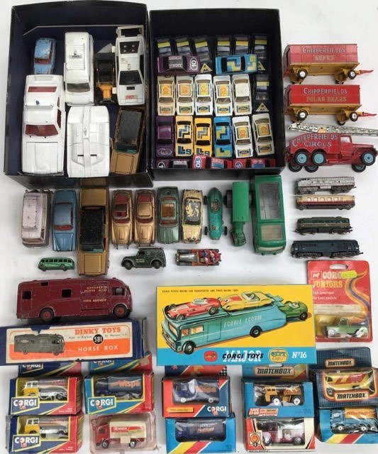 Die cast : mixed collection including Matchbox Ford Escort RS 2000, vintage Corgi and Dinky, Dinky