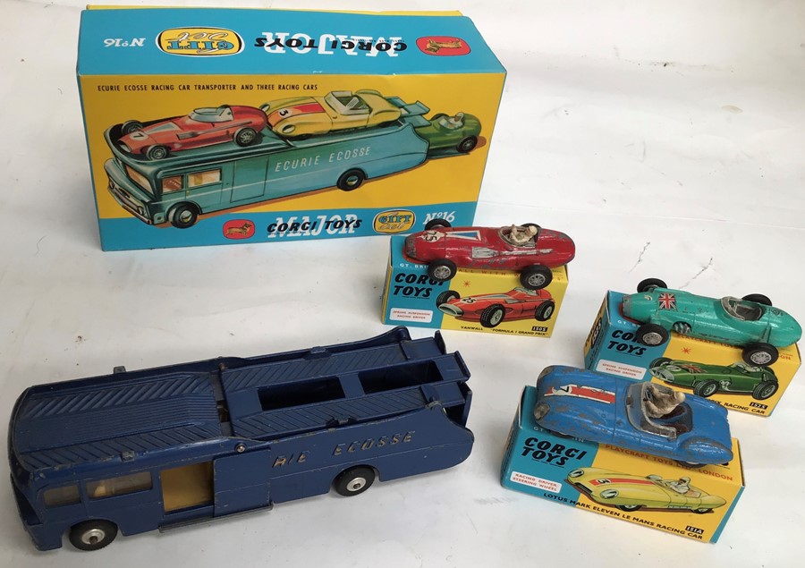 Die cast : mixed collection including Matchbox Ford Escort RS 2000, vintage Corgi and Dinky, Dinky - Image 4 of 4