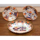 A pair of Derby saucer dishes, 18cm, and a Copeland lobed oval dish (at fault), 26cm. (3)