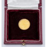 A Victorian gold sovereign, dated 1880, 8g