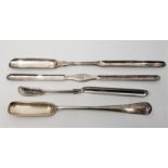 A silver marrow scoop, by Atkin Brothers, assayed Sheffield 1938, length 20.5cm, (49.1g), together