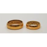 Two 22ct. gold wedding bands, both assayed London 1913. (total 16.8g). (2) Condition: Consistent