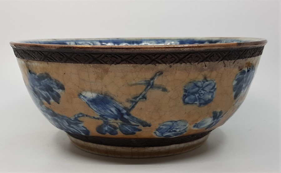 A Chinese crackle glazed bowl