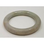 A Qing dynasty Chinese jade bangle, external diameter 7.8cm.