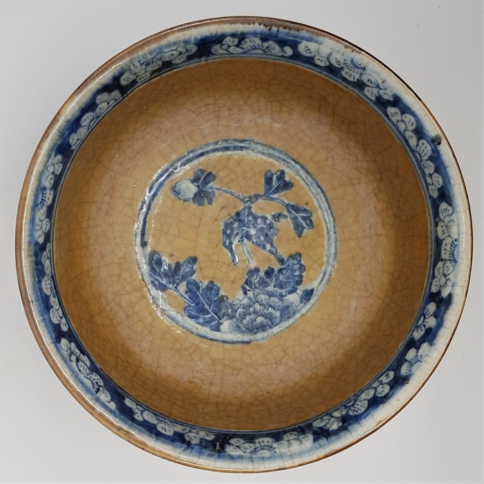 A Chinese crackle glazed bowl - Image 2 of 3