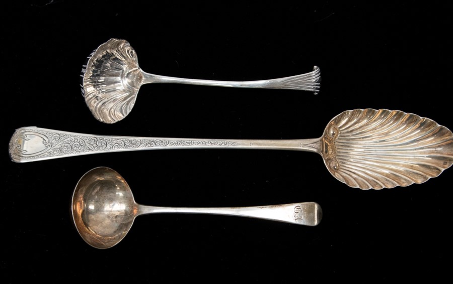 A George III silver onslow pattern sauce ladle, shell bowl by Thomas & William Chawner, London,