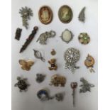 Collection of costume jewellery to include a 9ct gold swivel pendant, weight approx. 1gms along with