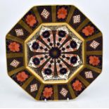 A Royal Crown Derby 128 Imari pattern gold band octagonal dish, 22.5 cms in diameter approx, first