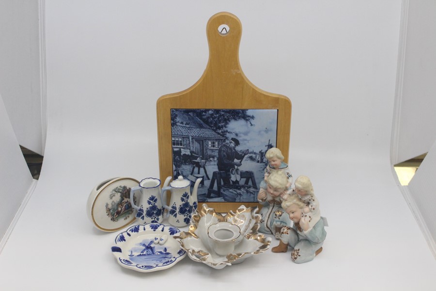 A quantity of Continental decorative pottery and porcelain. - Image 2 of 2