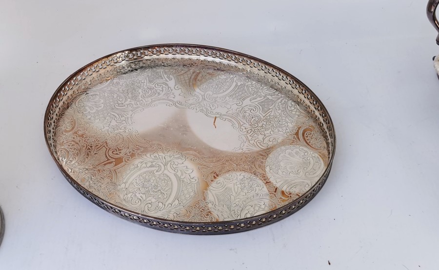 Various plated tableware. rimmed glass bowl with 2 serving spoons, condiment set, serving dish, 3 - Image 6 of 8