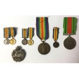 WW1 British Miniature War & Victory Medals x 2 of each: US Victory Medal complete with ribbon