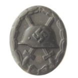 WW2 Third Reich Verwundetenabzeichen im Schwartz. Wound badge in Black. This example is maker marked