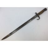 WW1 British 1907 Pattern Hooked Quillion bayonet. Single edged fullered blade 43cm in length.