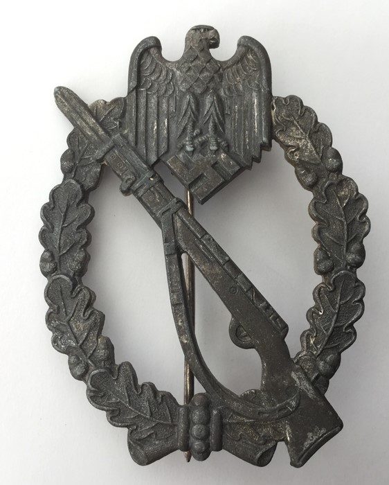 WW2 Third Reich Infanterie Sturmabzeichen in Silber - Infantry Assault Badge in  Silver. Zink.