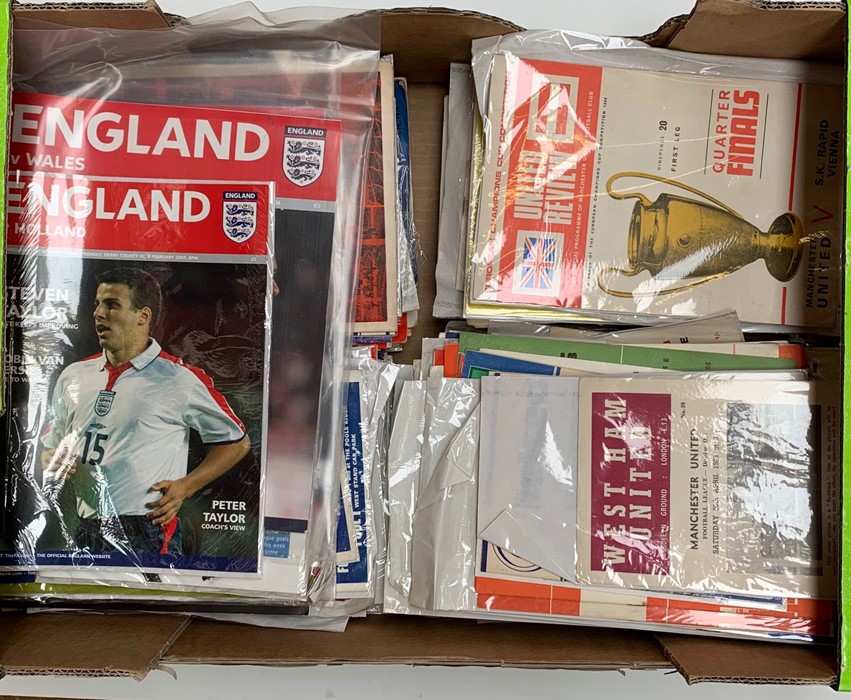 A collection of assorted 1960's football programmes to include football league interest: - Image 2 of 2