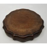 A Oriental hardwood stand, height: 3.5cm, diameter: 21cm