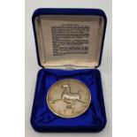 A silver medal "The Chinese Exhibition, Royal Academy, London 1973-1974", by Toye, Kenning &